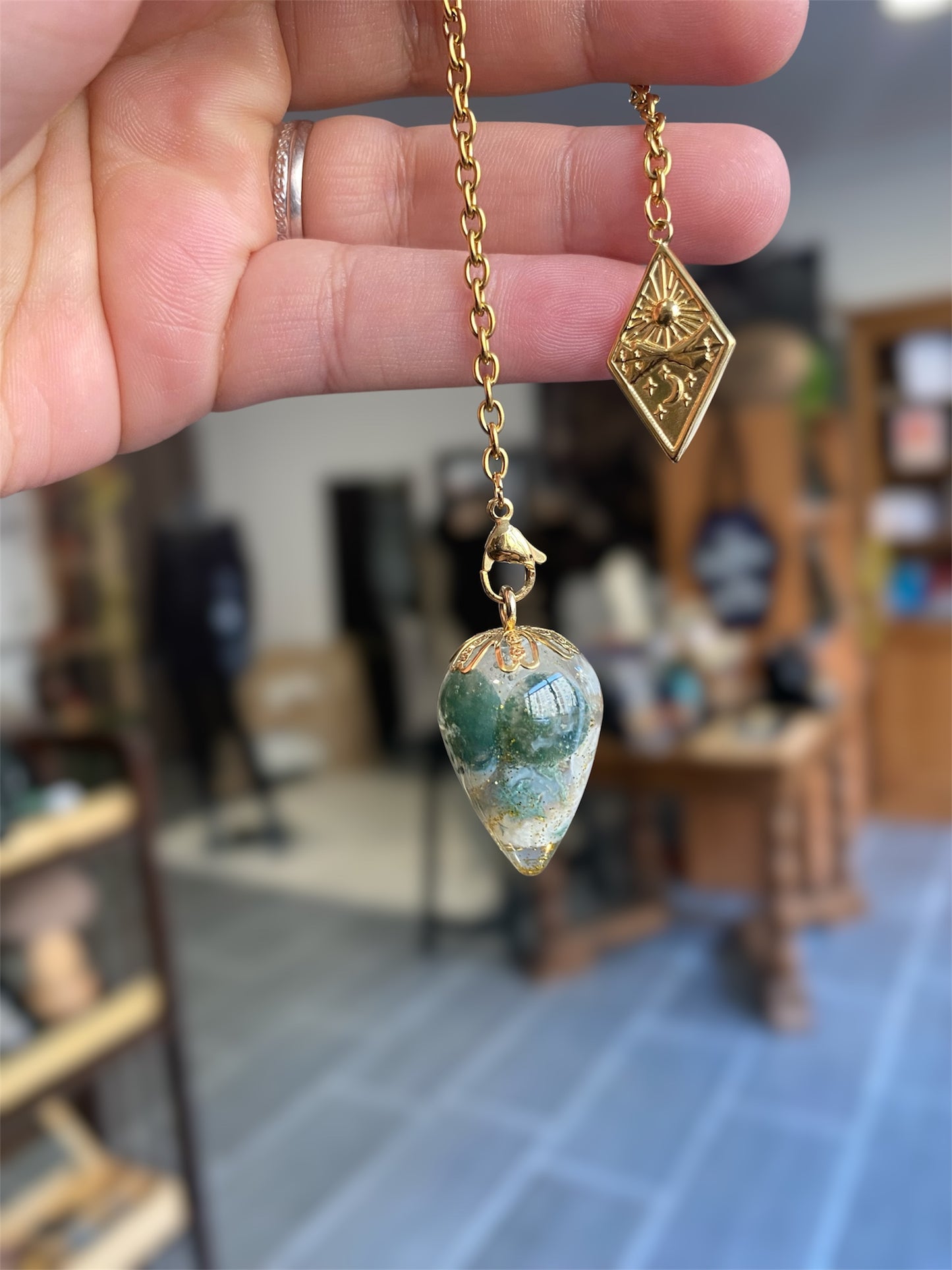 Pendule Agate Mousse & Résine | Boutique Ésotérique - La Boutique Ô Mystères