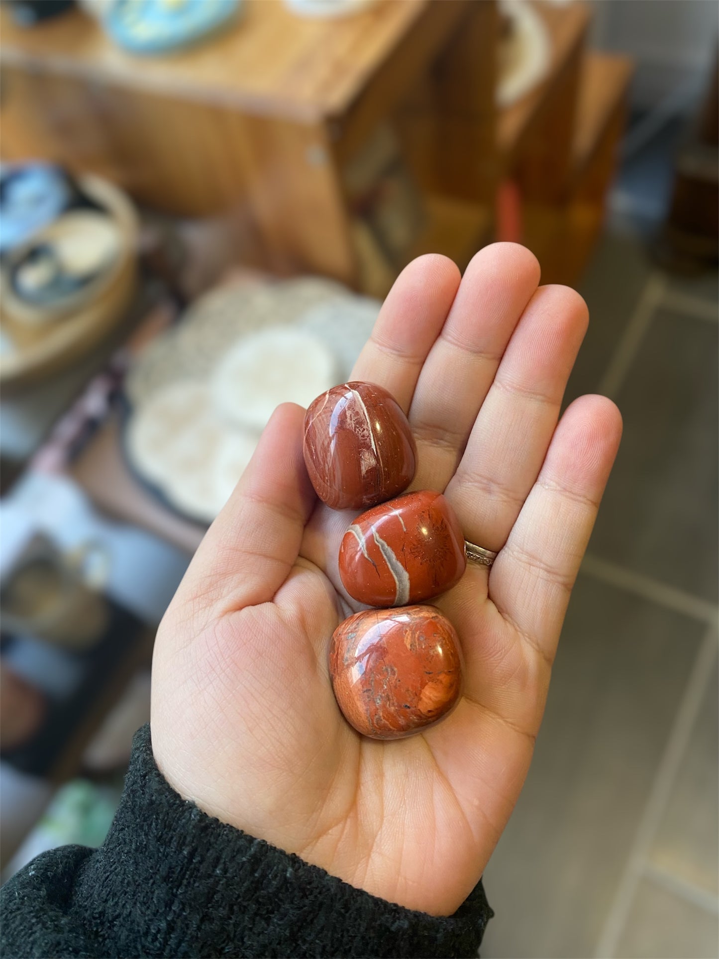 Pierre Roulée Jaspe Rouge | Boutique Ésotérique - La Boutique Ô Mystères