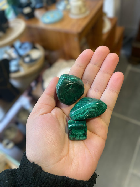 Pierre Roulée Malachite | Boutique Ésotérique - La Boutique Ô Mystères