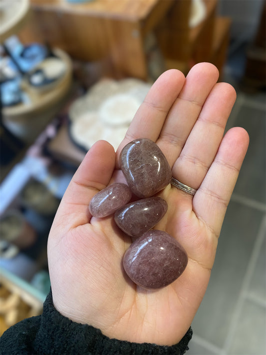 Pierre Roulée Quartz Fraise | Boutique Ésotérique - La Boutique Ô Mystères