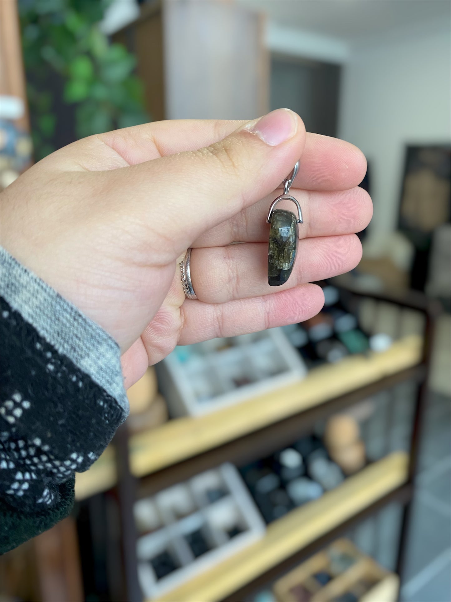 Pendentif Goutte Labradorite et Argent 925 | Boutique Ésotérique - La Boutique Ô Mystères
